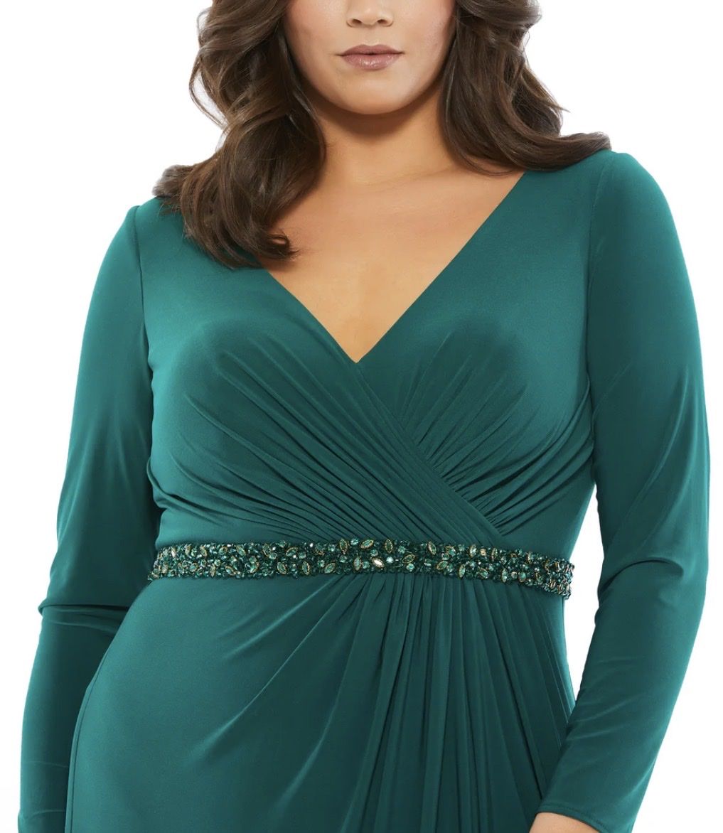 Vestiti: Mac Duggal Emerald Green Gown - Size 16W – Nuovo (secondo la descrizione) da Luzern venduto da mon_6rzf 3