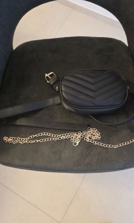 Gürteltasche schwarz mit Kettenriemen neu