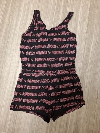 body short noir rose taille 134