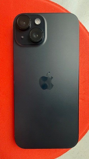 Apple Portables: Iphone 15 - 128 GB black – D'occasion à Fisibach par Fisisale
