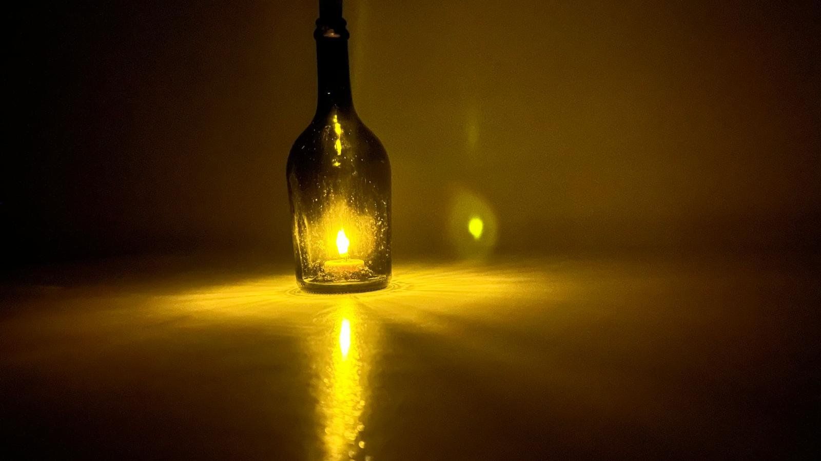 Candele: Elektrische Kerze in einer Flasche Neu – Nuovo (secondo la descrizione) da Innertkirchen venduto da Gontschar 5