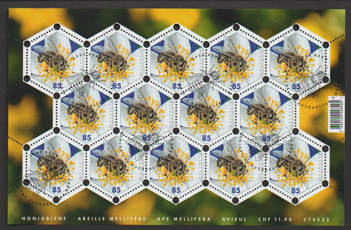 Tous les timbres: 2011, Honigbiene Bogen mit E.T. ◉ – D'occasion à Reinach BL par Pinkspatz