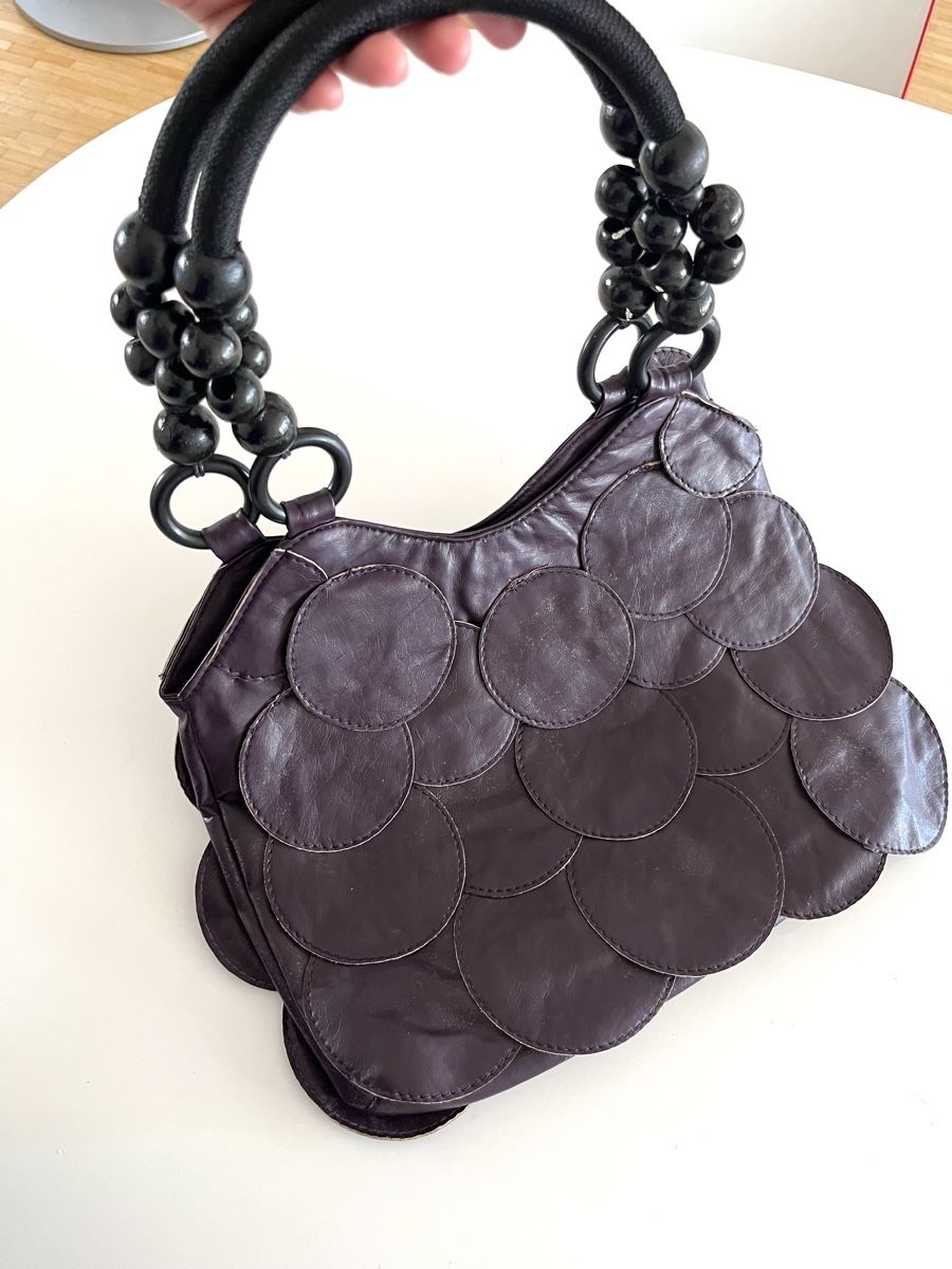 Borse da donna: NEU! LILA HANDTASCHE MIT PERLENHENKELN – Nuovo e nell'imballaggio originale da Basel venduto da JJ.Elena 1