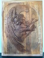 Persisches Engel-Holzrelief – Handgeschnitztes Meisterwerk