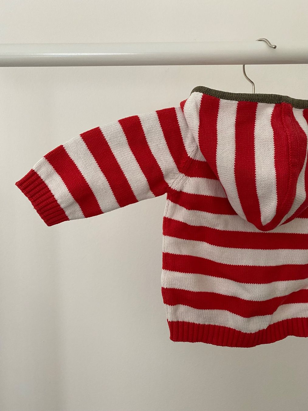 Du Pareil au Même Maglioni & Felpe: DPAM Reißverschluss Kapuzenpullover Gr. 67 – Usato da Zürich venduto da AninANILOKIN 1