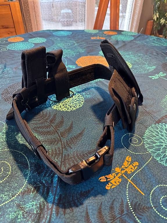 Uniformi: Ceinture dintervention + accessoires (Sécurité / Airsoft) – Usato da Montbrelloz venduto da Kinue