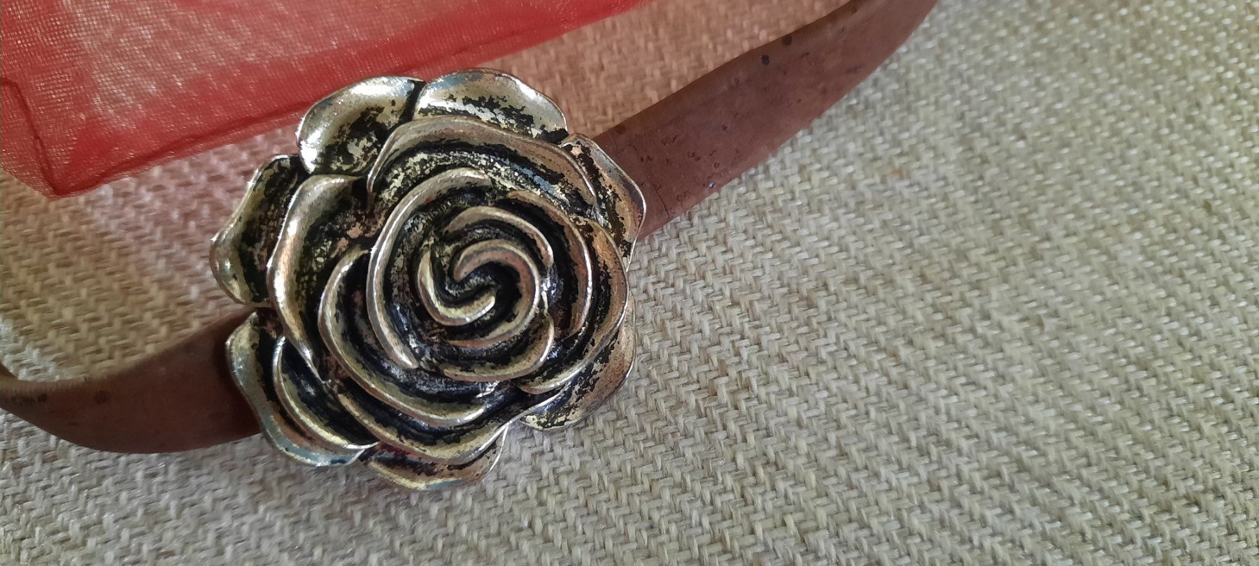 Bracciali & Braccialetti: Rustikales Rosen Armband – Nuovo e nell'imballaggio originale da Zürich venduto da Accuchek 3