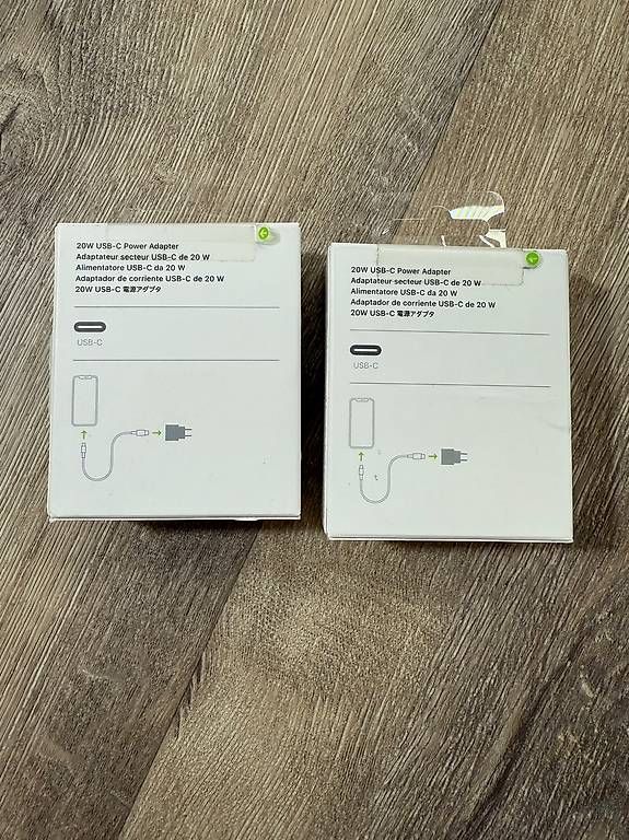 Apple Caricabatterie: FABRIKNEU - Apple 20W Power Adapter – Nuovo e nell'imballaggio originale da Wintersingen venduto da SirMarcolino 1