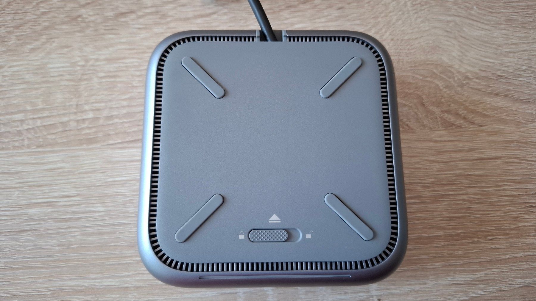Hewlett Packard Docking station: HP Thunderbolt 4 100W G6 Dock – Usato da Lützelflüh-Goldb venduto da Noir7.pk 7
