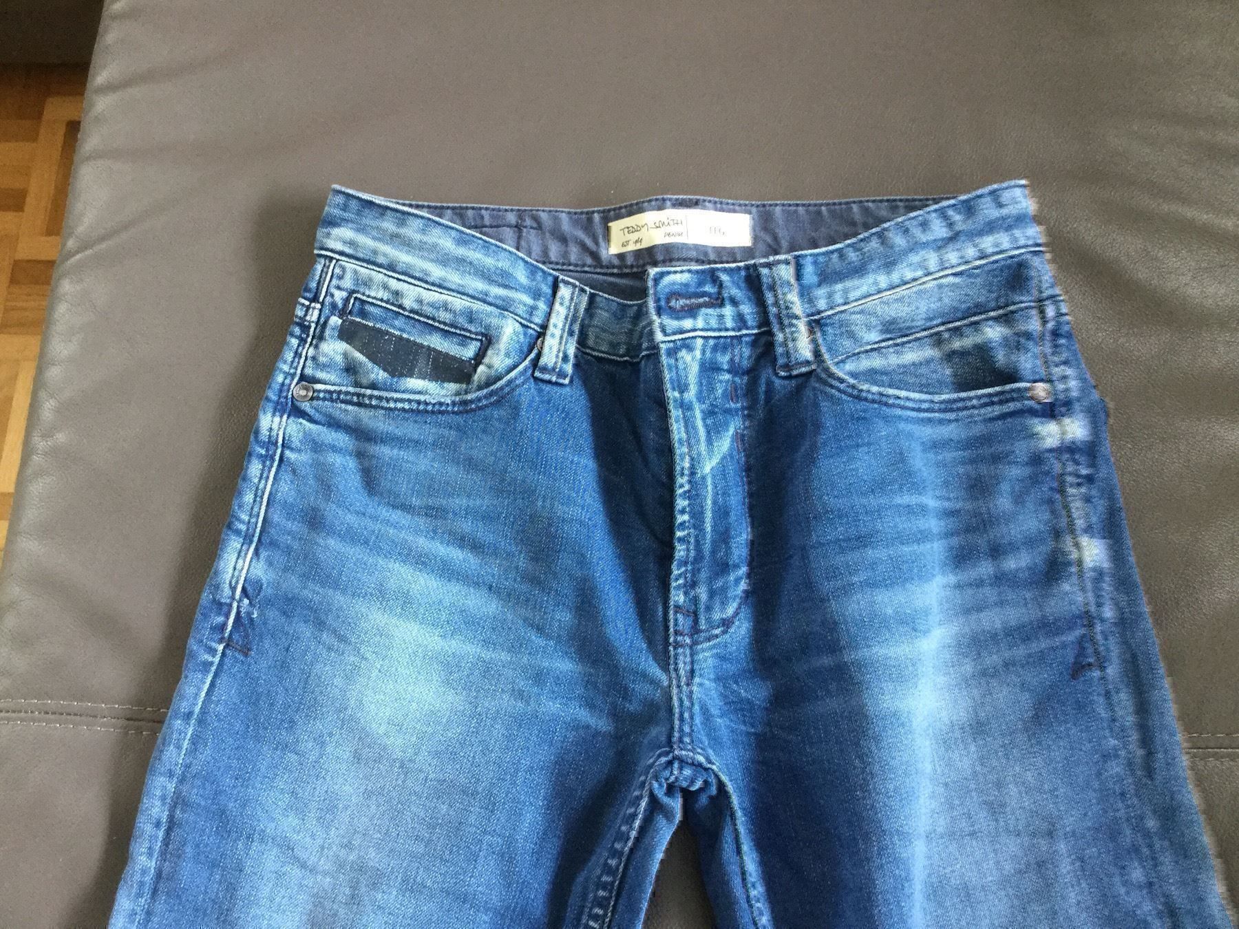Pantaloni: Jeans Teddy Smith – Usato da Horw venduto da Benny017 1