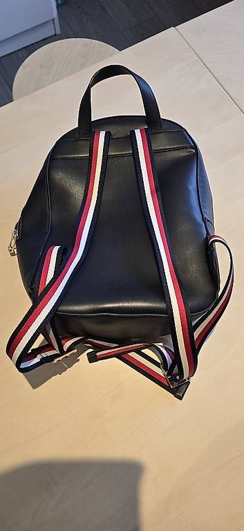 Zaini: Tommy Hilfiger  Rucksack/Tasche – Usato da Kriens venduto da Frakmuend 1