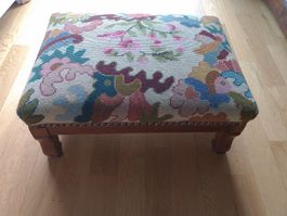 Vintage Fuss-Hocker Schemel Schemeli Gobelin-Stickerei Holz!