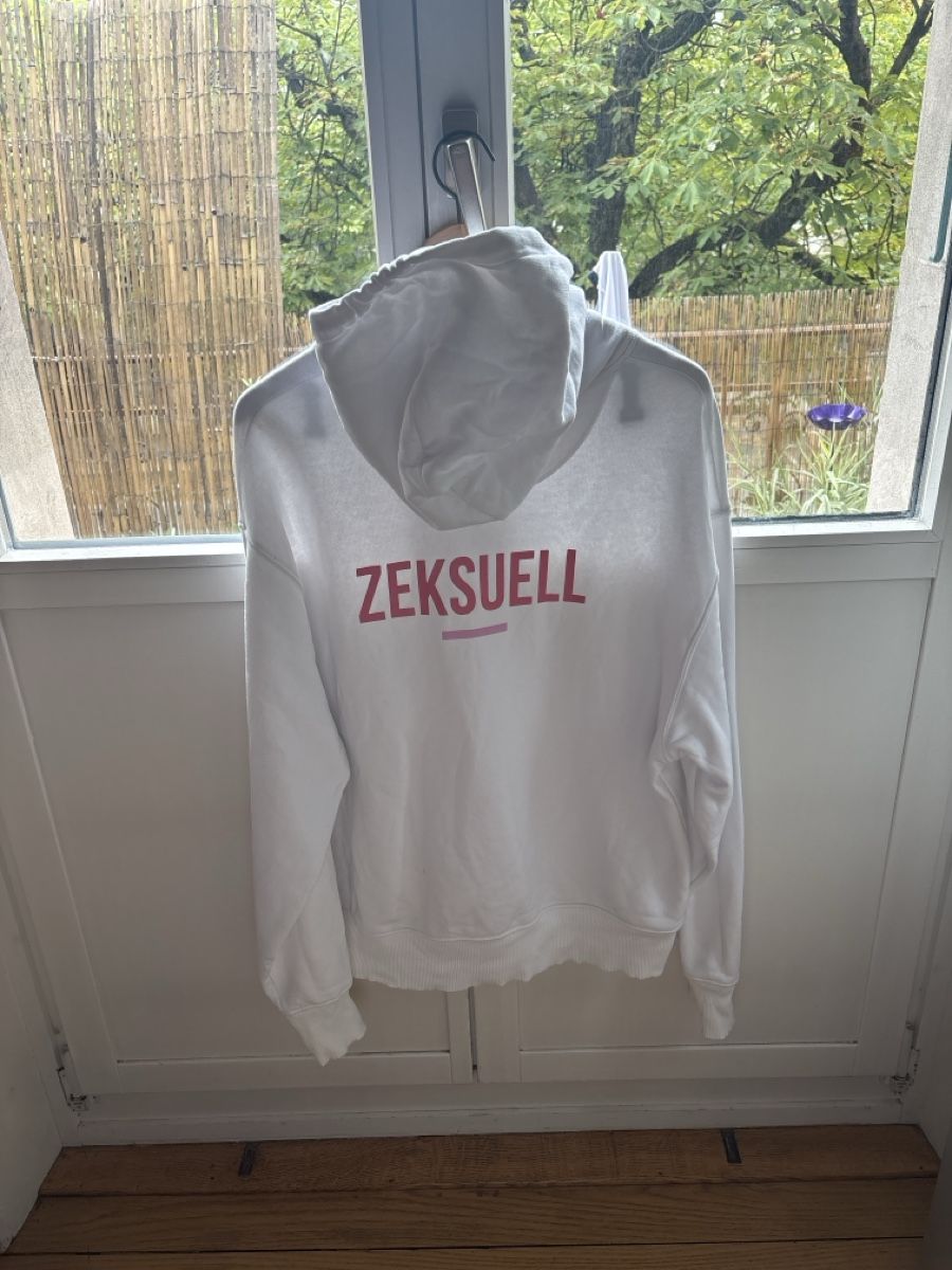 Pulls & Sweat-shirts: Hoodie – D'occasion à Bern par Lydiixa 2