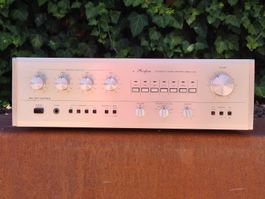 ACCUPHASE Vollverstärker E-206