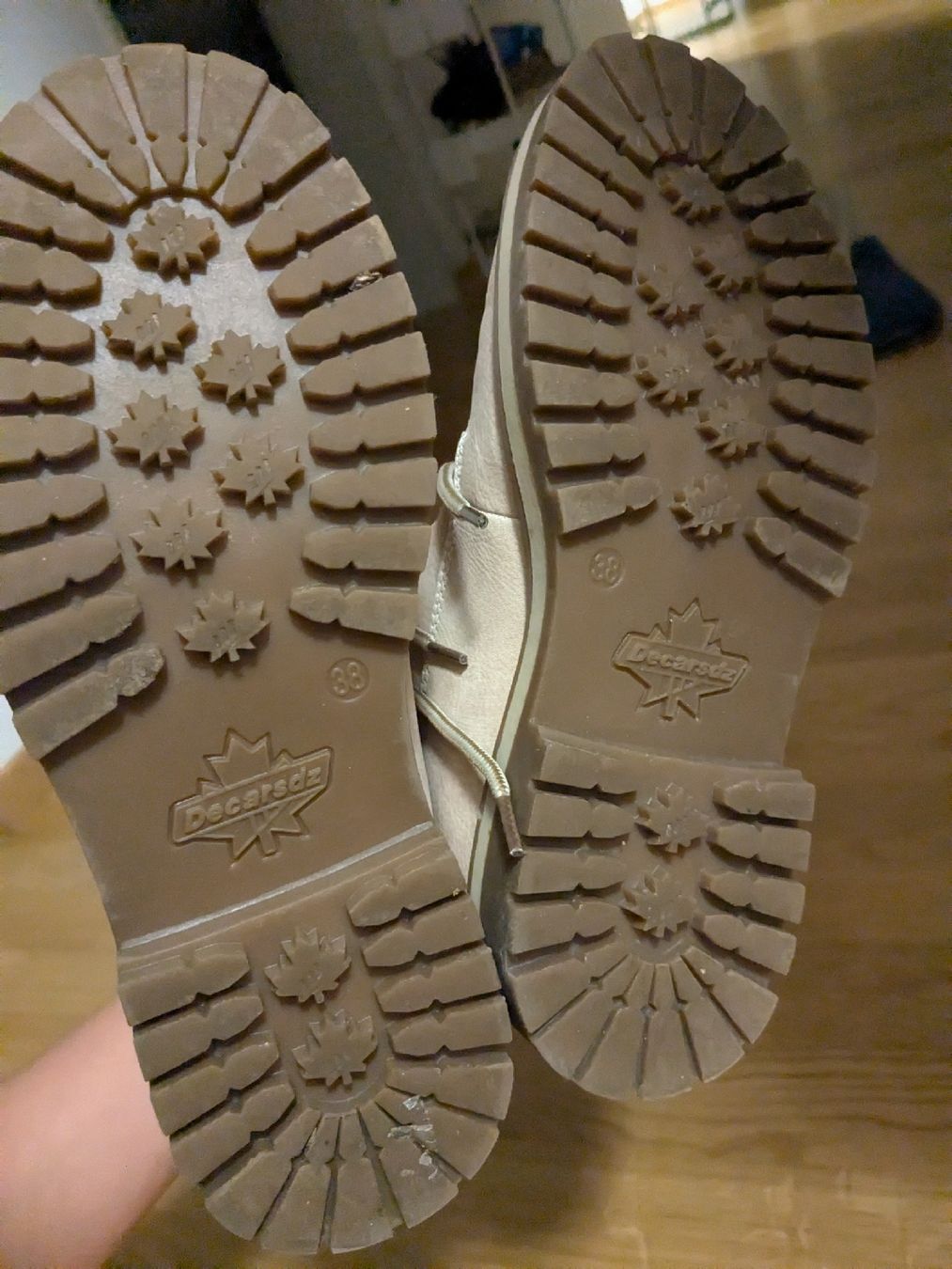 Scarpe da donna: Winter Schuhe num 38 Nie benutzt – Usato da Schlieren venduto da Graziagra 1