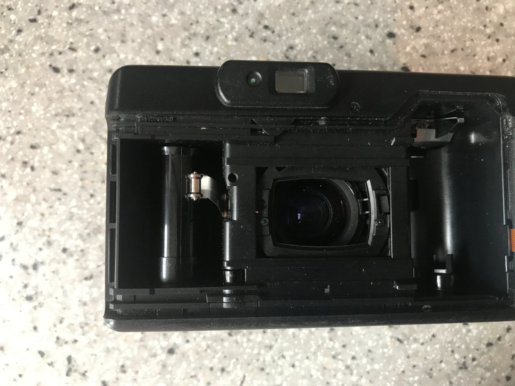 Canon Fotocamera: Canon Prima Zoom Mini – Difettoso da Petit Lancy venduto da gil_hr6v 7