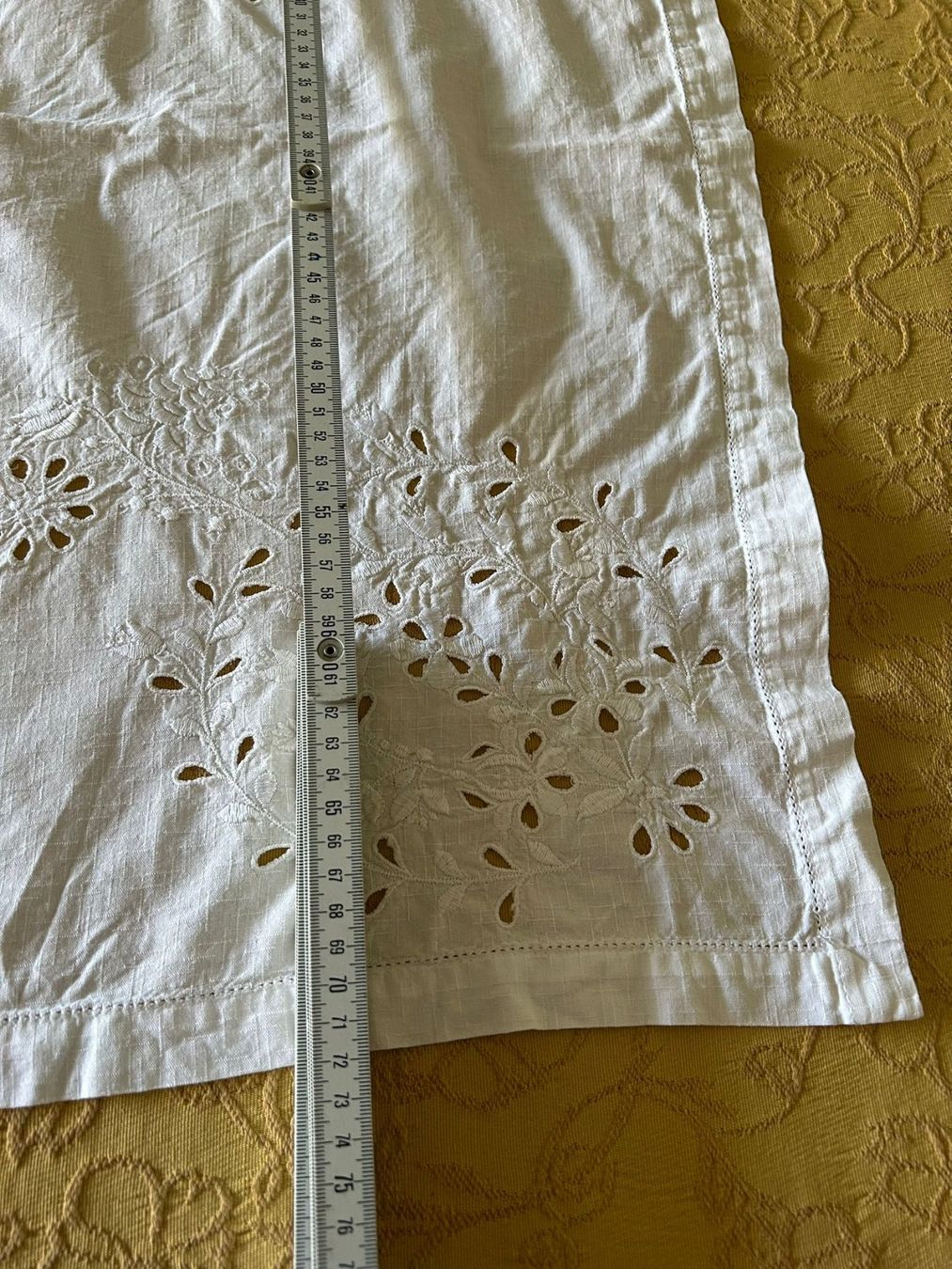 Altra biancheria da tavola: Tovaglia bianca 80x72 cm – Usato da Melano venduto da H-Sara 1