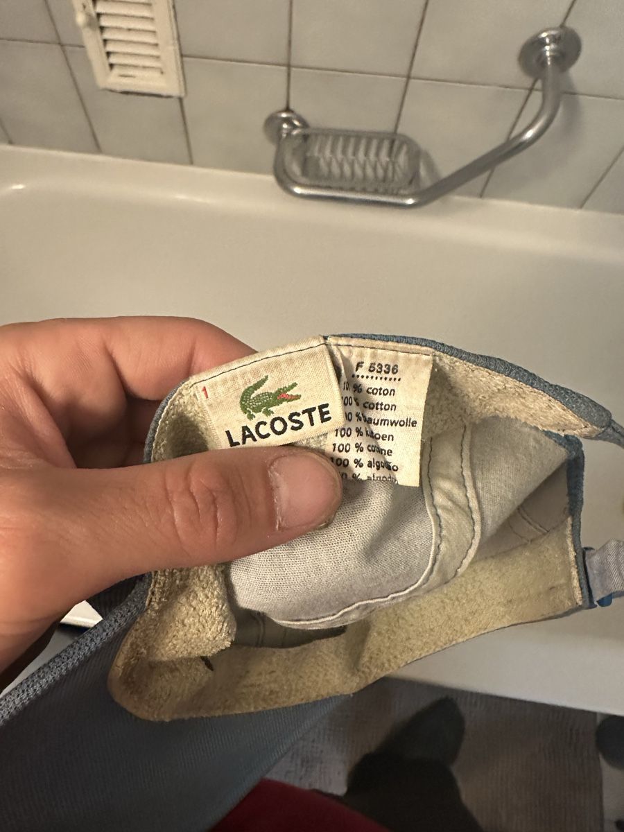Lacoste Copricapi, berretti & cappellini: Casquette LACOSTE girole – Usato da Lausanne venduto da Tipouze 5