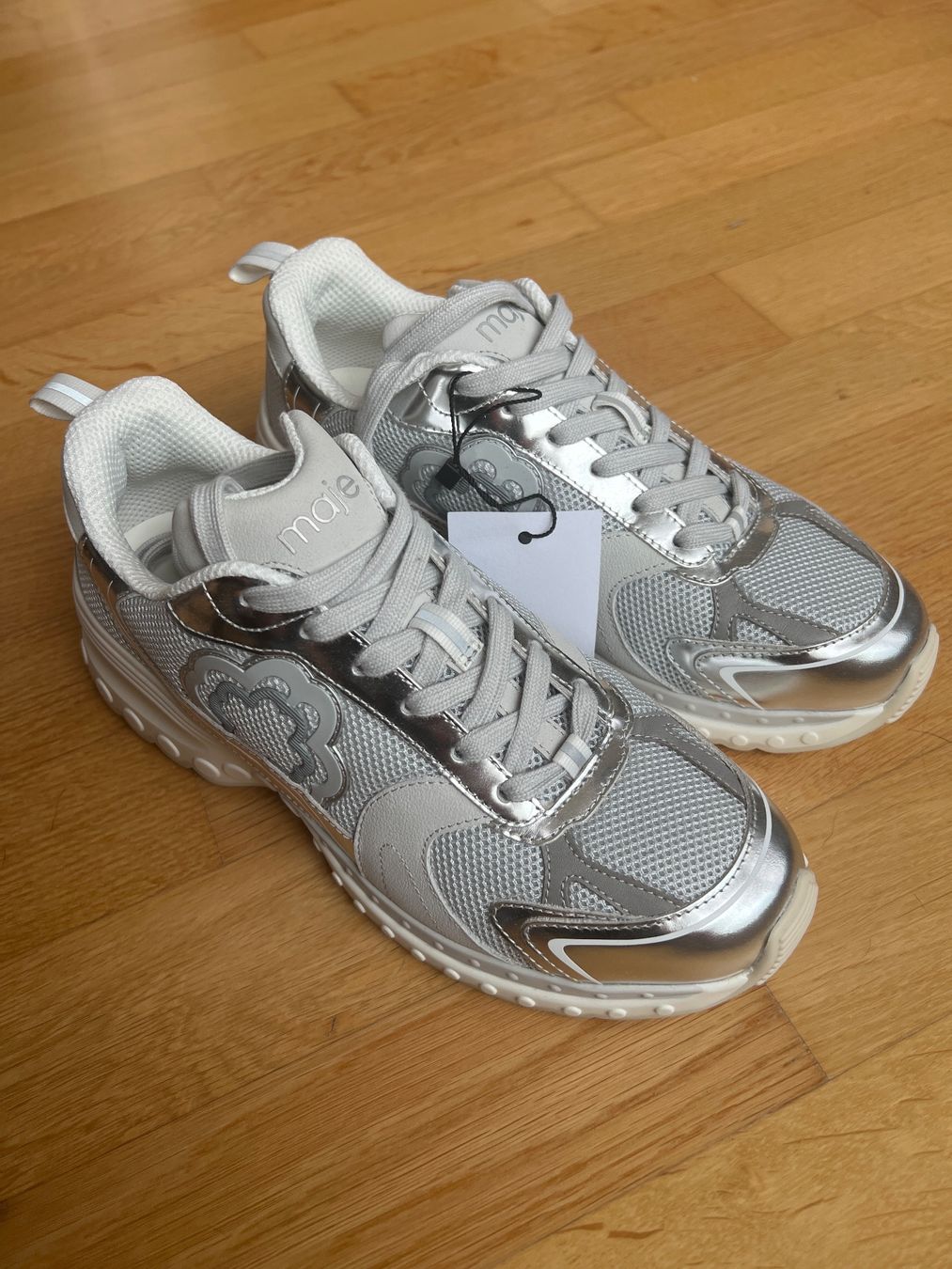 Maje Scarpe da donna: NEU: Maje Sneakers Grösse 38 – Nuovo (secondo la descrizione) da Zürich venduto da Lala_11 2
