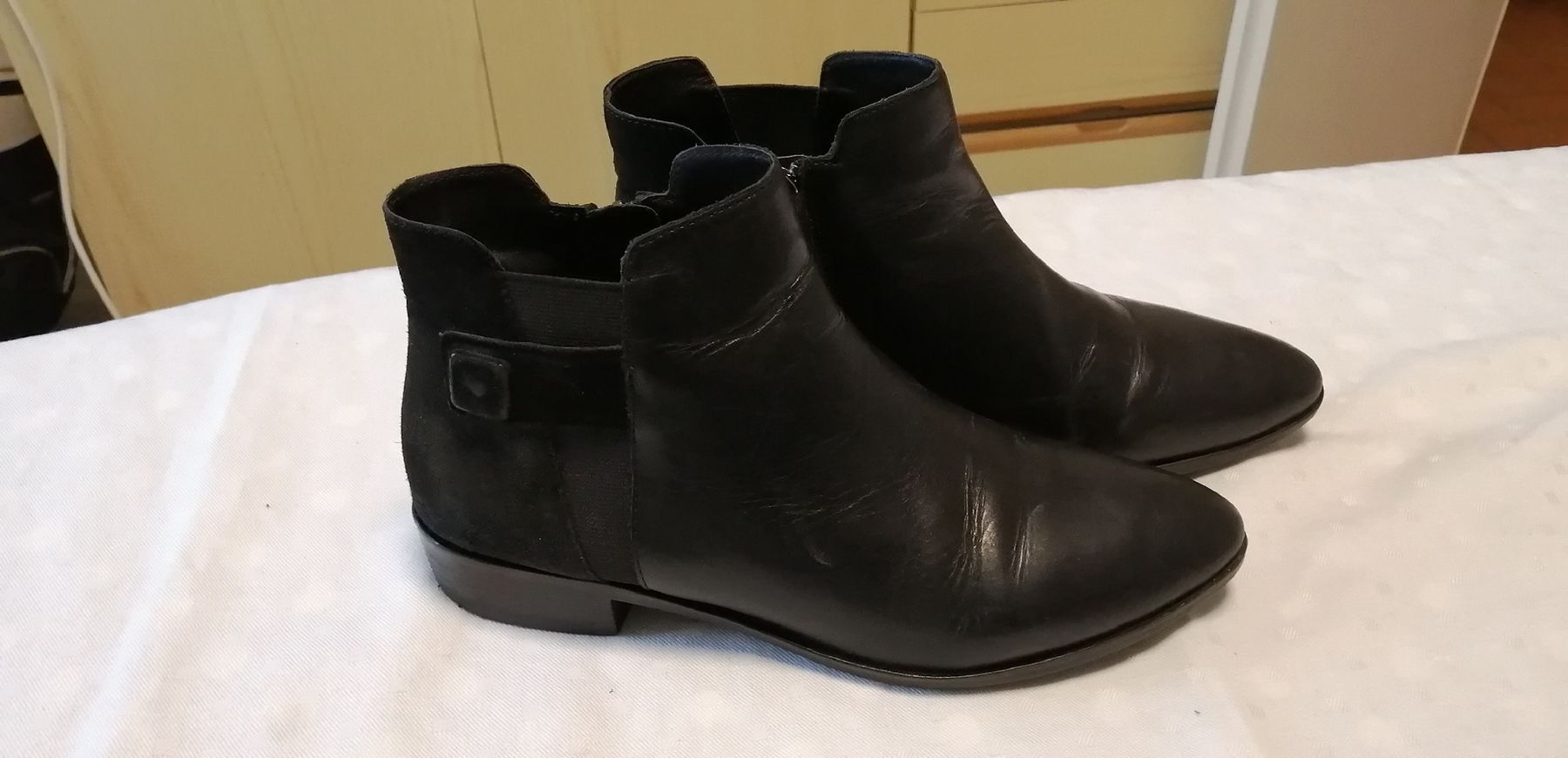 Geox Scarpe da donna: Geox Lederstiefeletten  (38.5) – Usato da Novazzano venduto da malu36 3