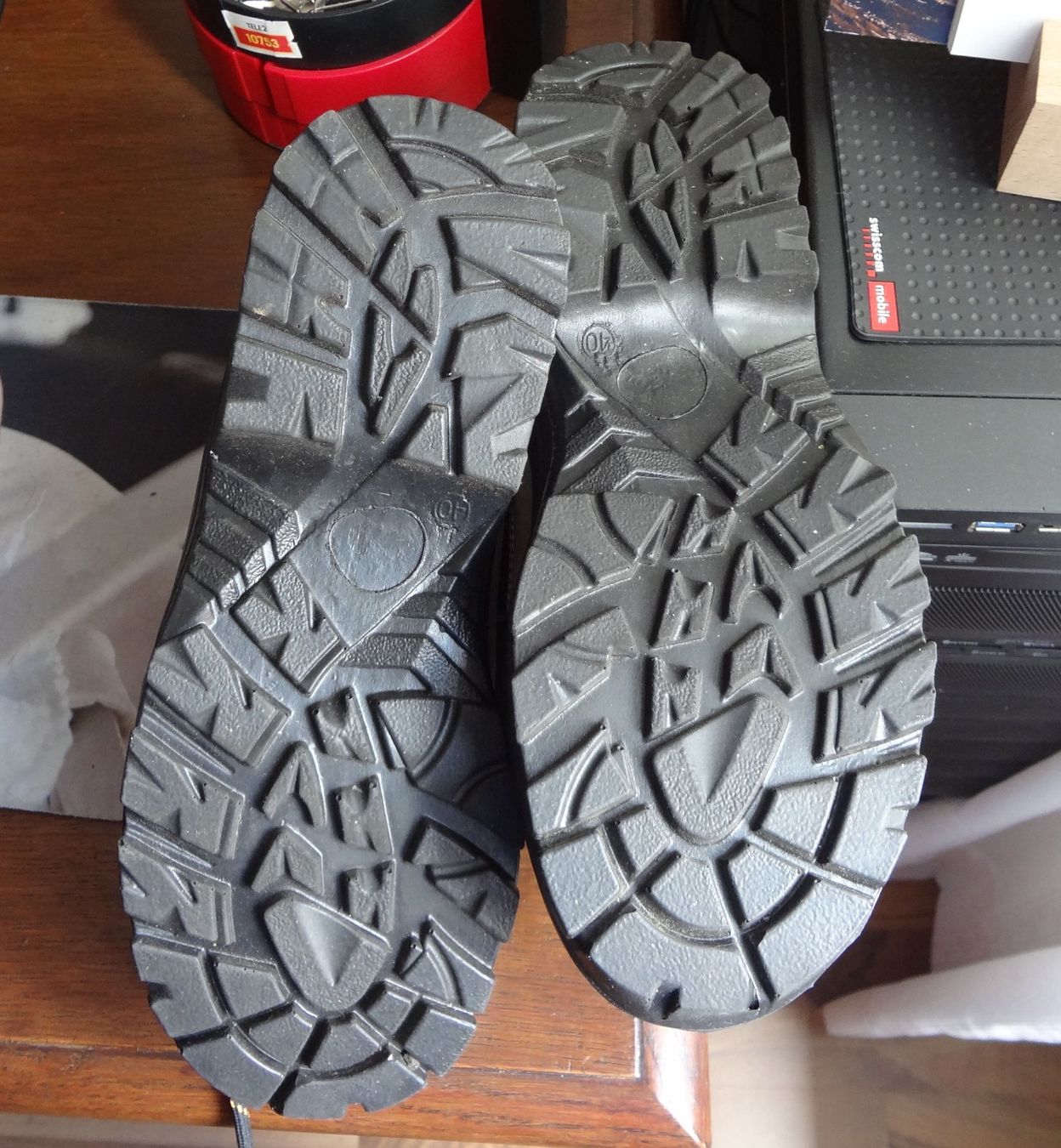 Everest Scarpe da uomo: Everest-Schuhe N 40 – Usato da Thun venduto da Fra130 5