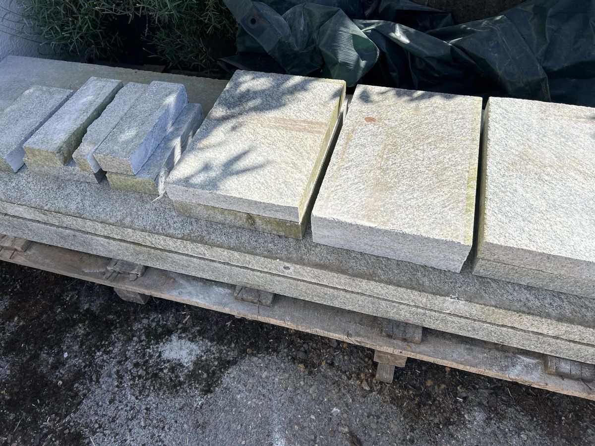 Piatti di portata: Granitplatten Gartenbau – Usato da Rothrist venduto da fdo_l8pq 2