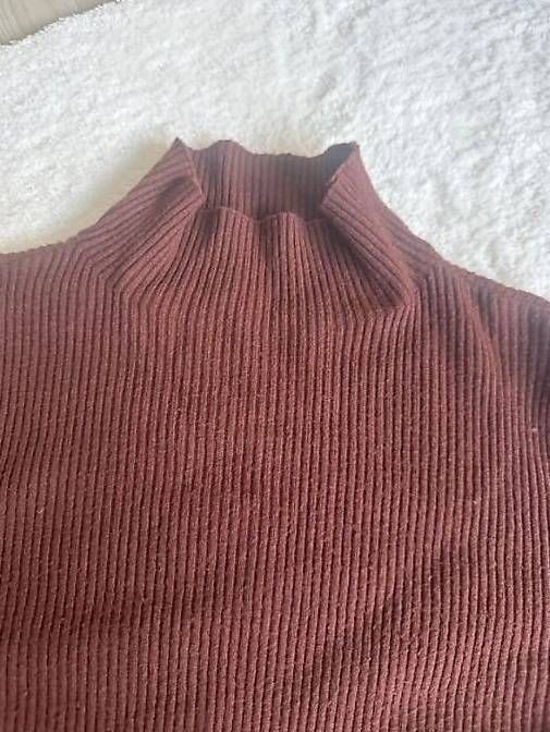 Maglioni & Felpe: Shein Rollkragenpullover Braun Gr. 34/XS – Usato da Rünenberg venduto da Dgn_63 1