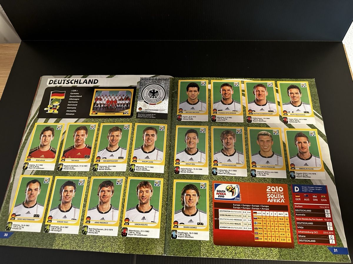Panini Album: Panini WM Album 2010 & 2014 komplett – Usato da Niederbipp venduto da Roeschu77 3
