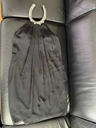 Elegant schwarzes Cocktailkleid  - Grösse 38