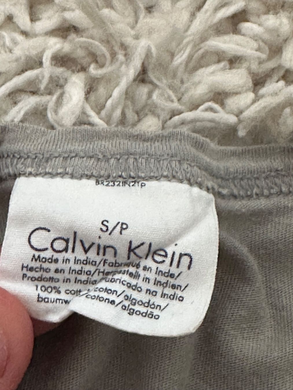 Calvin Klein T-shirts: Calvin Klein T-Shirt Gr.S – D'occasion à Bern par BrandVilla 3