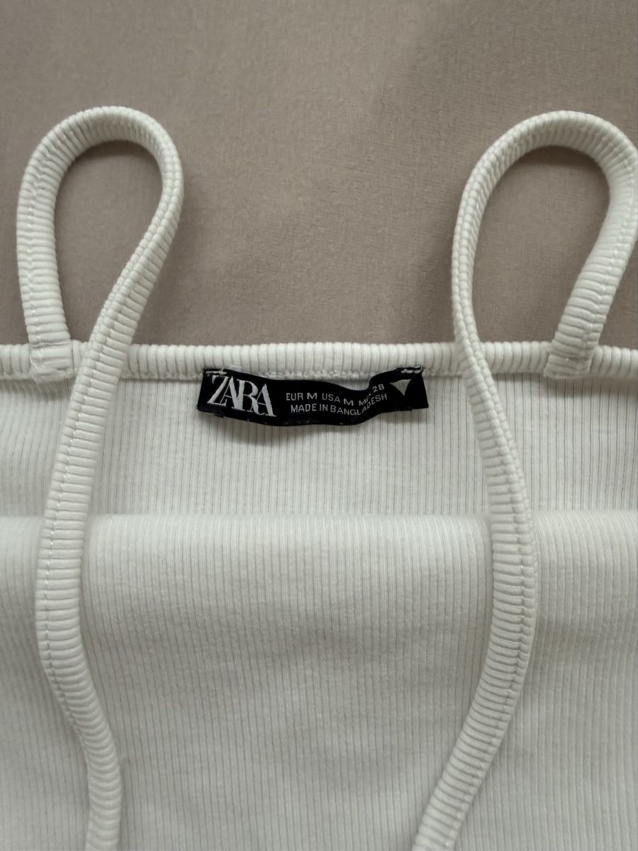 Zara Tops: Top ZARA blanc taille M bon état  – D'occasion à Granges VS par coraliegrd5 2