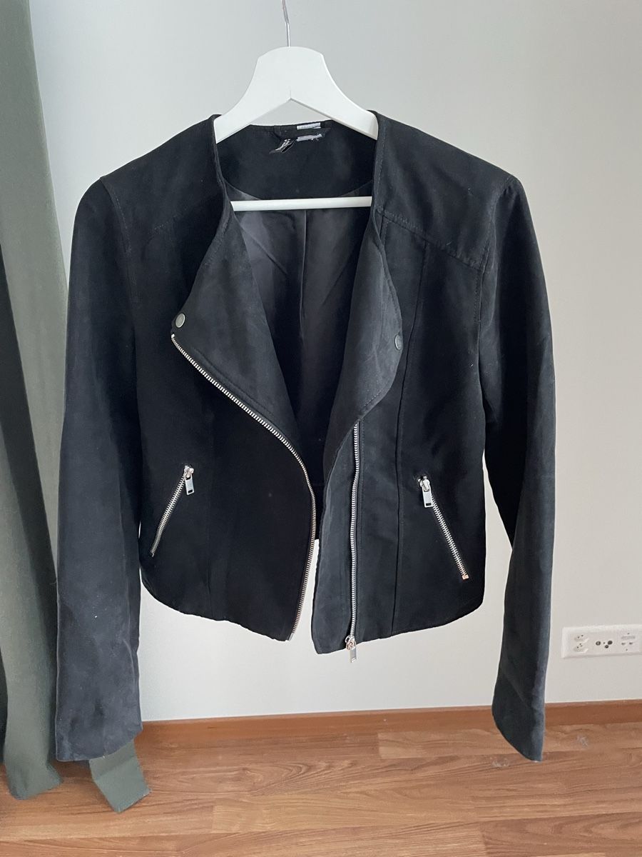 H&M Giacche: Leichte Jacke in Wildlederoptik – Usato da Erstfeld venduto da _ArimaS_