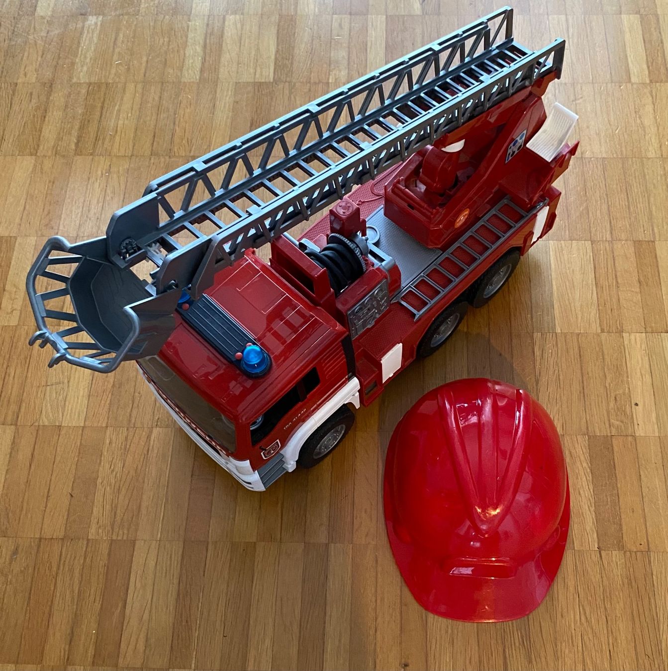 Jouets: Camion pompier enfants – D'occasion à Basel par OK2010 5