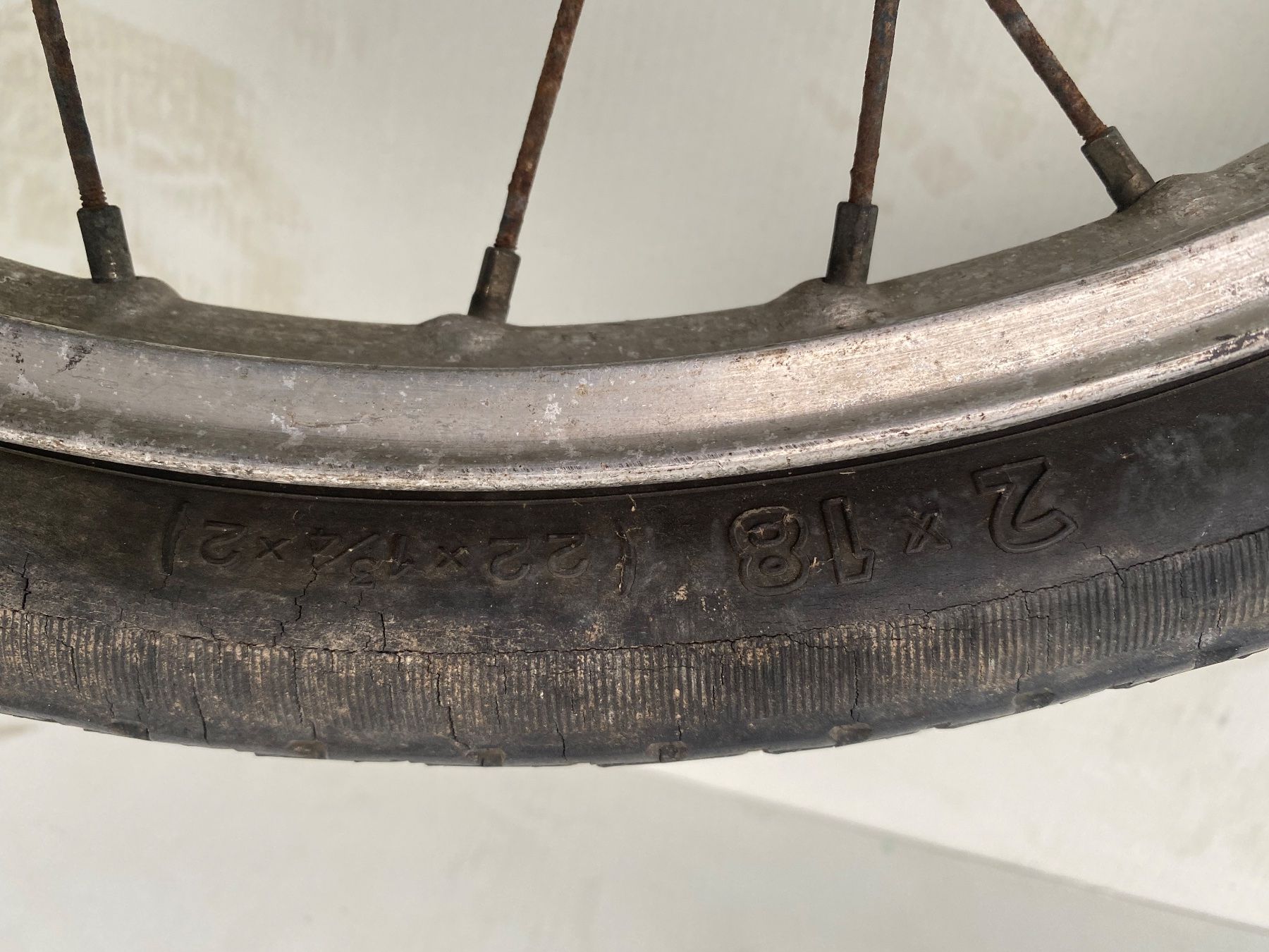 Pneus & Roues: Felge roue mofa vélomoteur – D'occasion à Vevey par Chupita-met 8