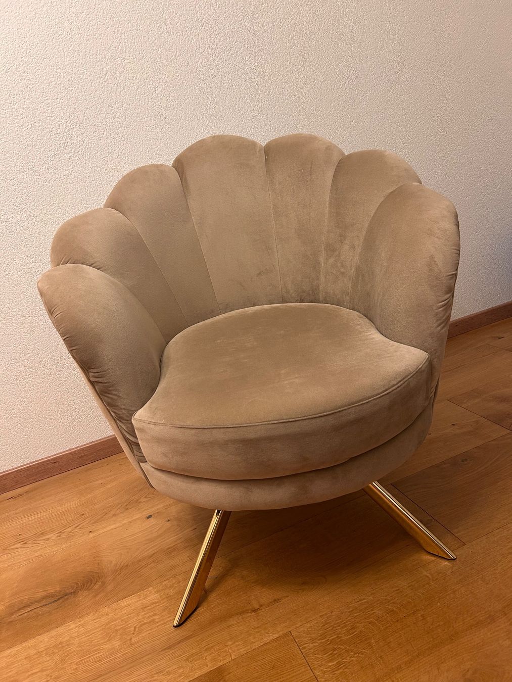 Divani: Moderne Samt Sofa-Garnitur Beige/Gold – Usato da Holzhäusern ZG venduto da candy_b 5