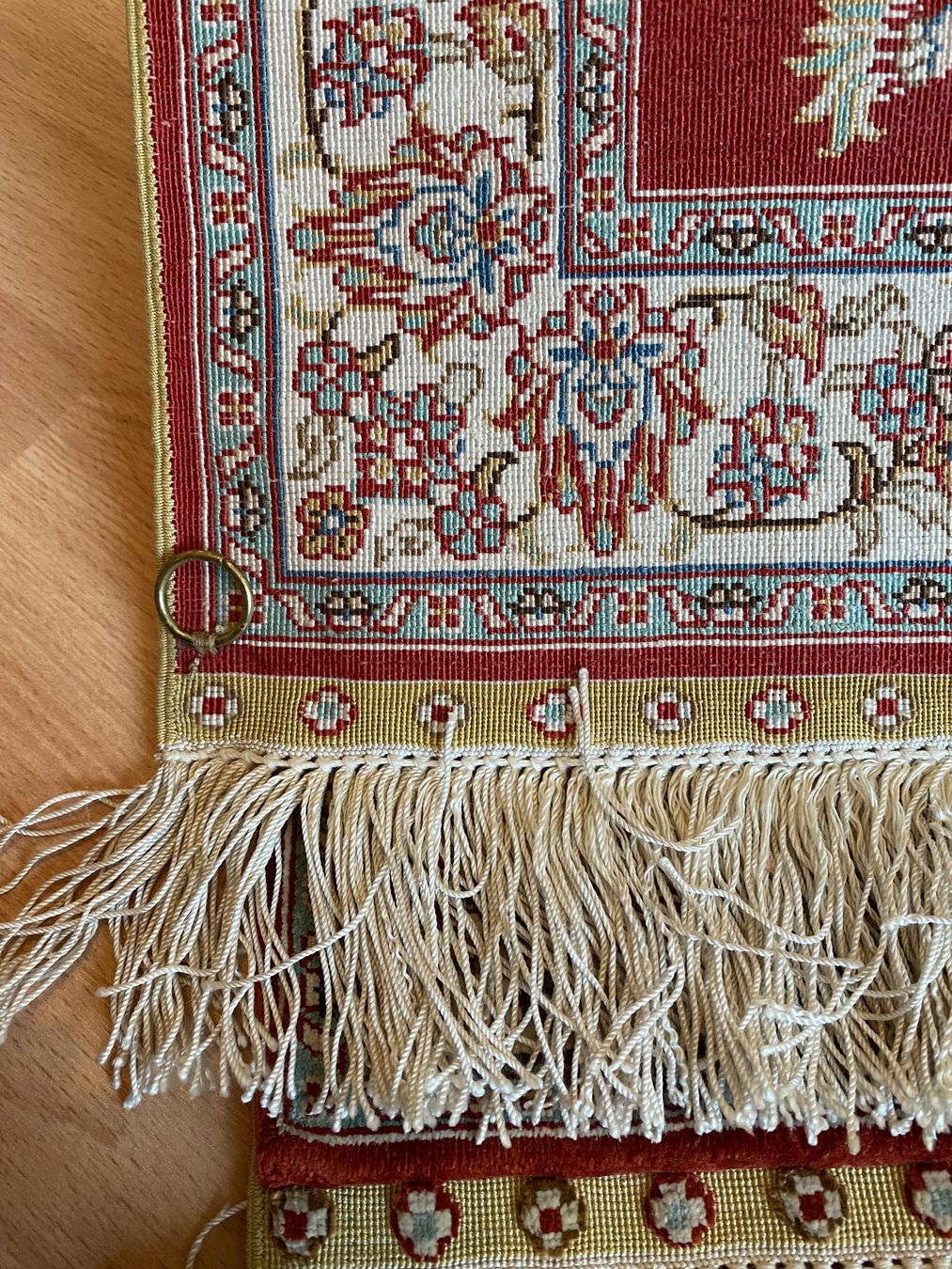 Tappeti: Seiden/Wandteppich China-Hereke – Usato da Zürich venduto da Simodo 3