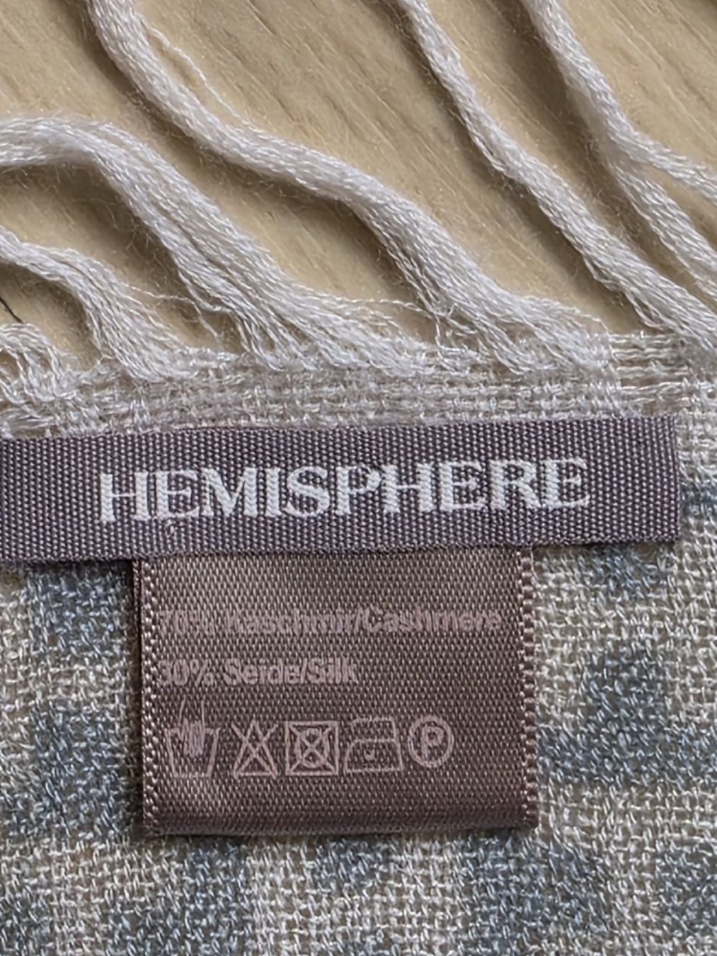 Hemisphere Foulards, Tücher & Schals: HEMISPHERE SCHAL/TUCH GRAUBLAU/HELL – Gebraucht aus Adlikon von jahr01 4