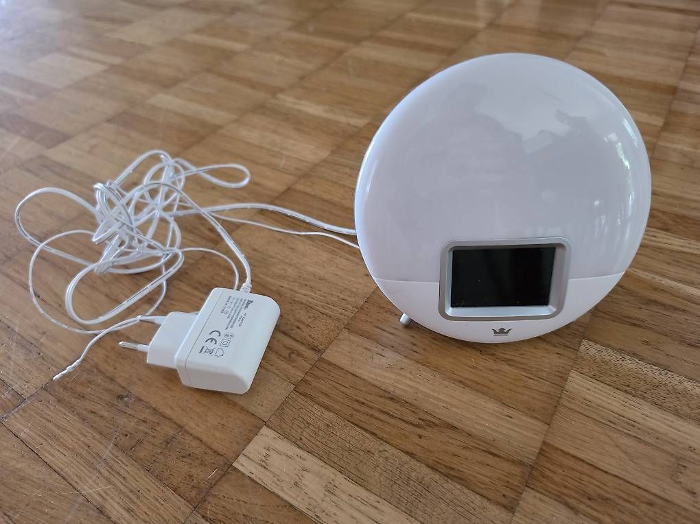 Sveglie: Lichtwecker mit Radio – Usato da Rieden AG venduto da WhitePeach