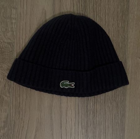 Lacoste hat