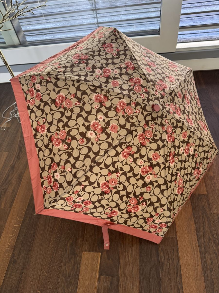 Regenschirme: Toller Regenschirm von COACH – Gebraucht aus Solothurn von cla_28gv 2