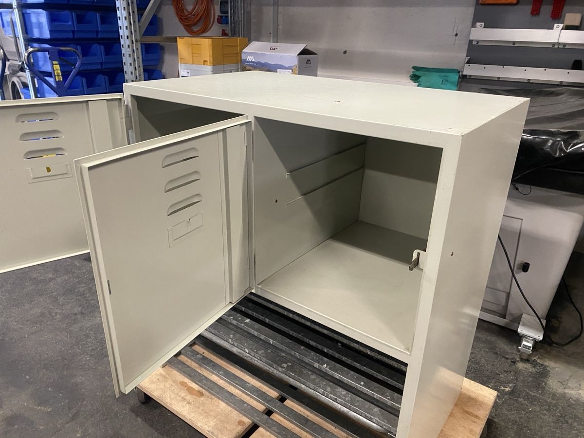 Armadi: Vintage Metallkorpus – Usato da Wabern venduto da HK-Design 2