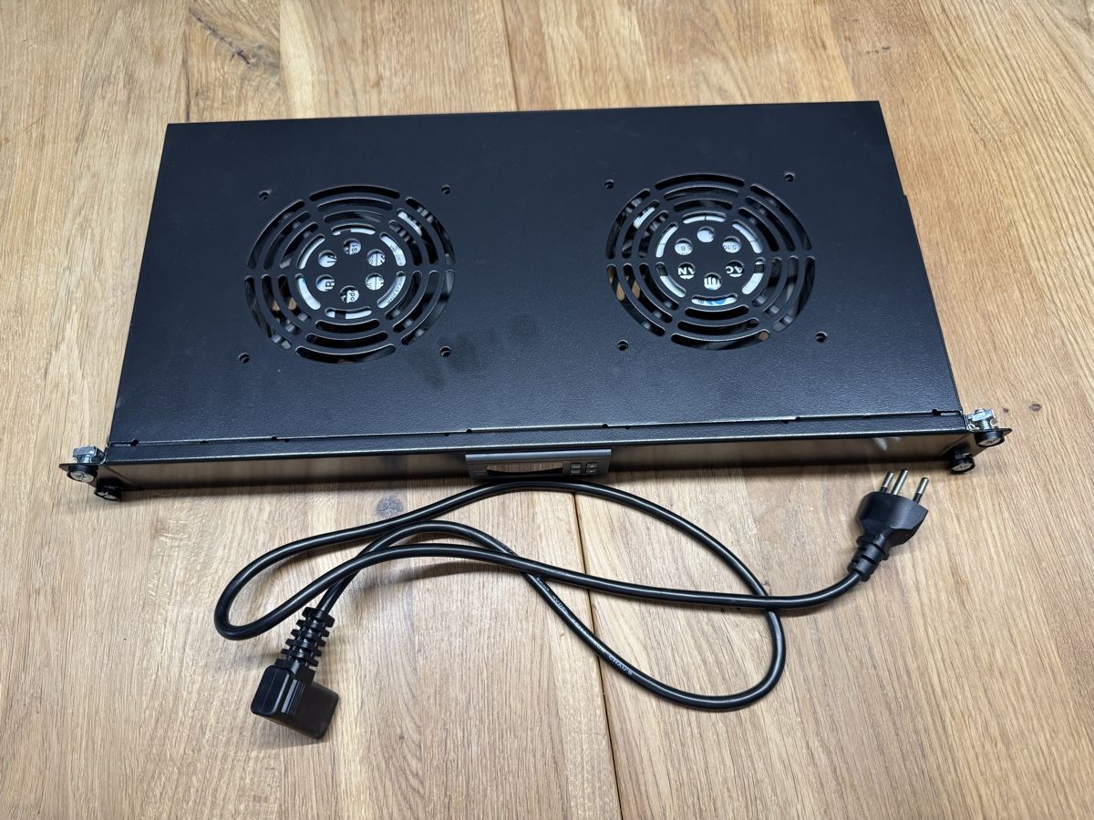 Ventilatori: Ventilator für Serverschrank – Usato da Rorbas venduto da SaJe_11