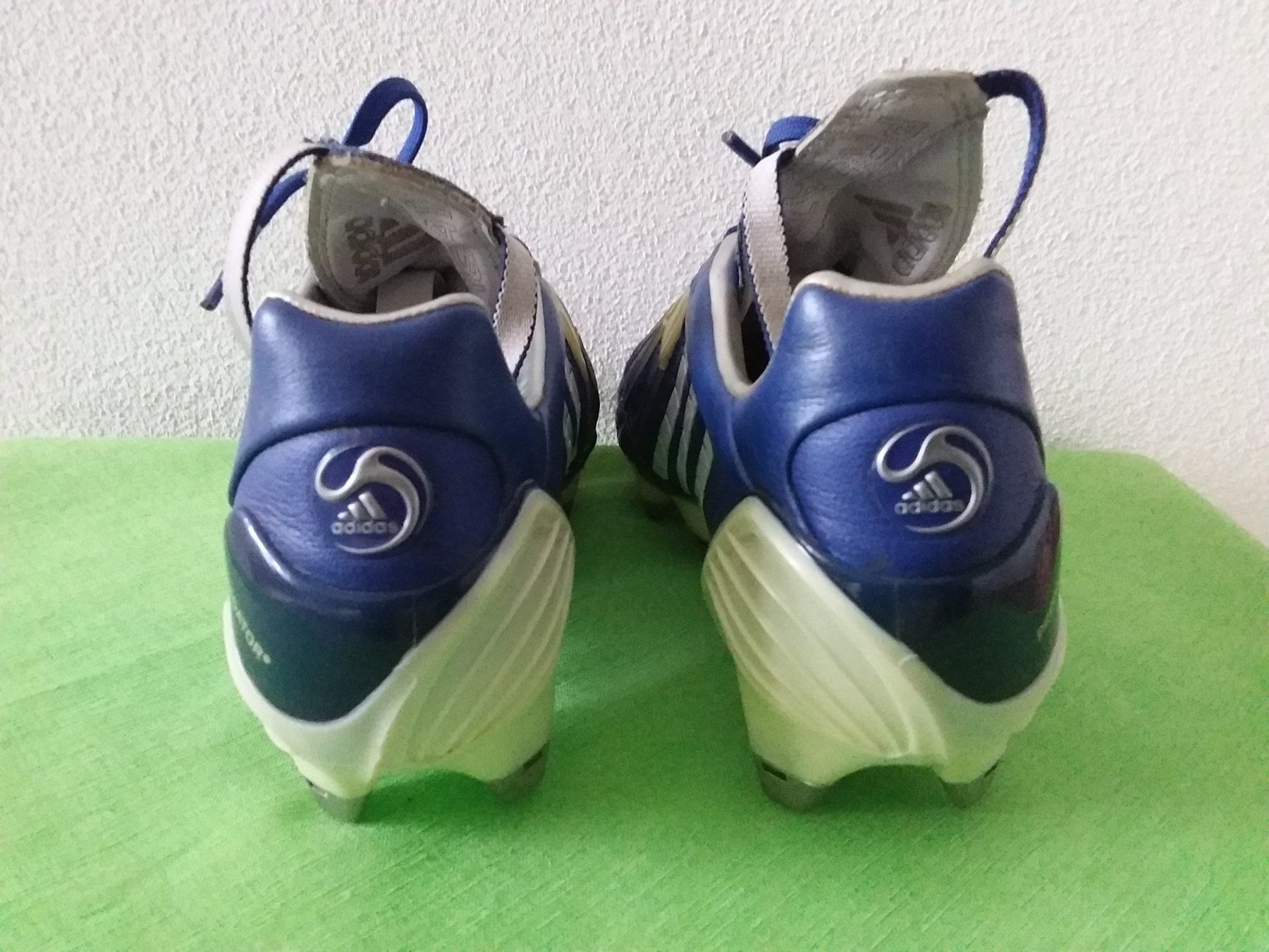Adidas Scarpe da uomo: ADIDAS PREDATOR Gr 40 2/3, mit Zubehör – Usato da Uitikon Waldegg venduto da Risibisi7 4