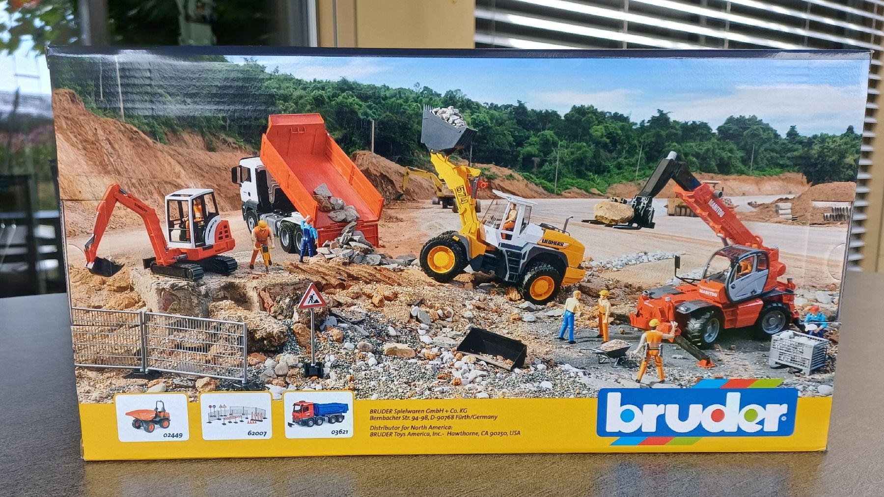 Bruder Spielzeuge: Bruder Manitou Telescopic Loader MLT 633 Neu – Neu und originalverpackt aus Egnach von Matto01 1