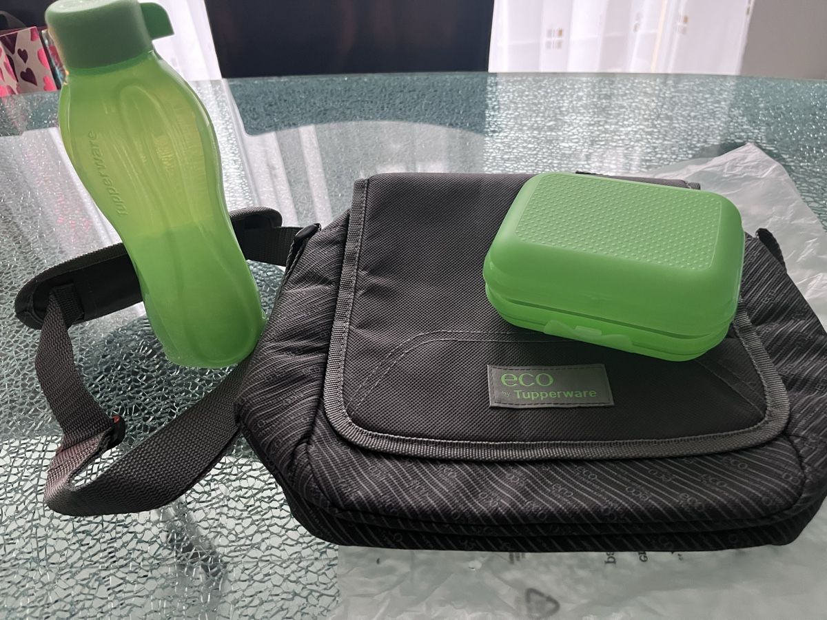 Tupperware Trinkflaschen & Thermosflaschen: Tupperware Set 3tlg. – Neu (gemäss Beschreibung) aus Brüttisellen von lilien2012