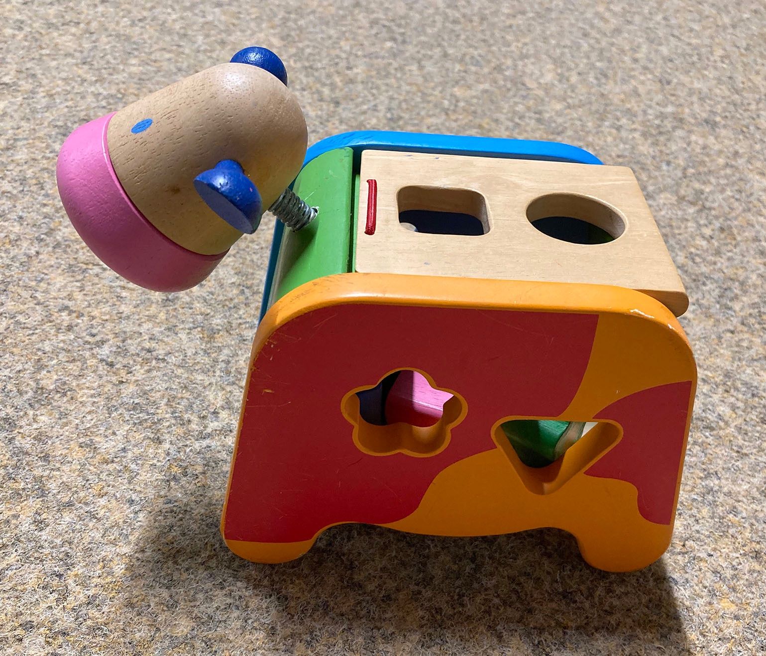 Giocattoli: Cube d'activité en bois Vache colorée – Usato da Vionnaz venduto da nadinus73 1