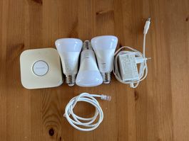 Philips Hue Starter-Set – Bridge + 3x Hue White and Color E2