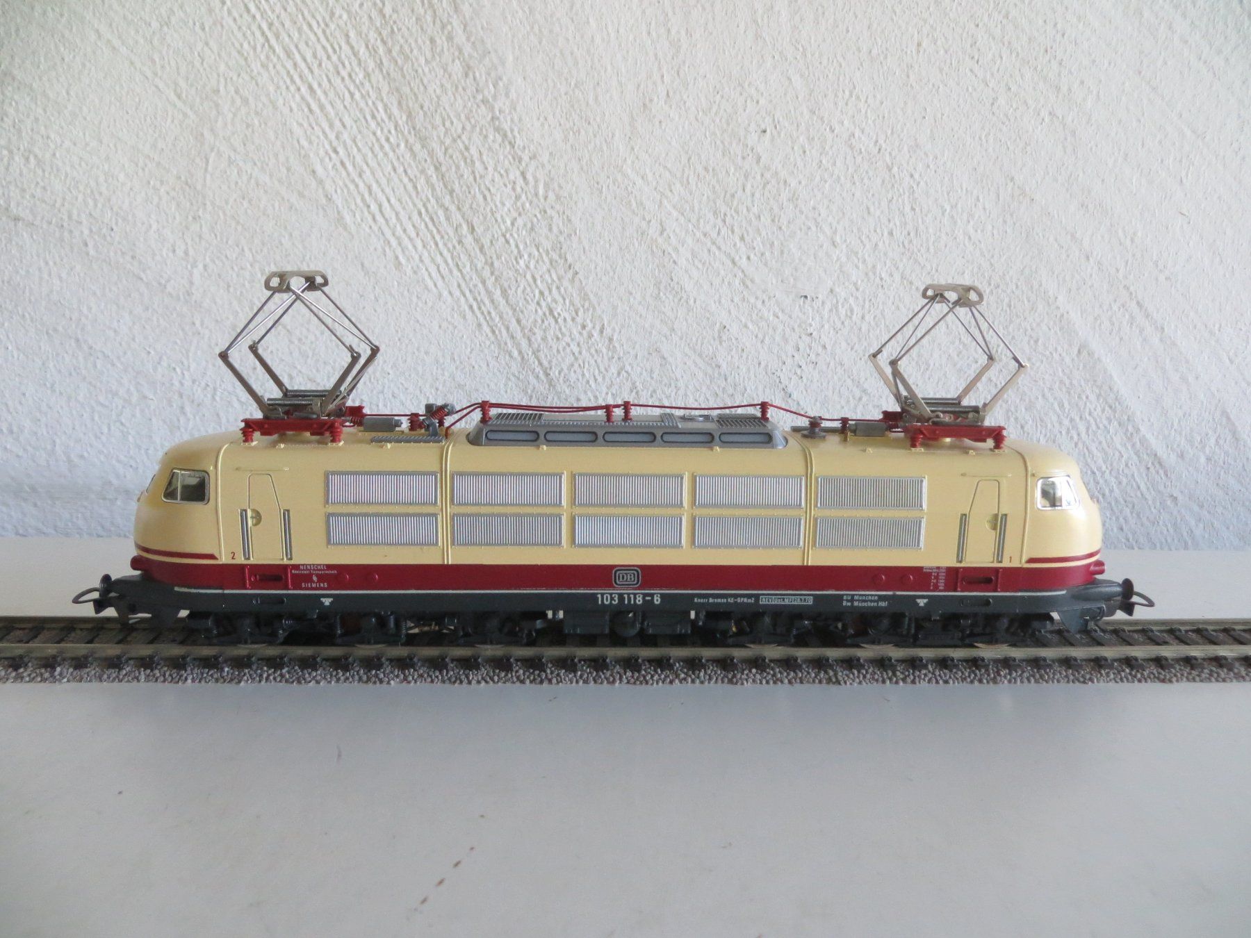 Fleischmann Modelleisenbahnen: Fleischmann H0: Elektrolok E 03 der DB, 4375, mit OVP – Gebraucht aus St.Gallen von gnumolo 1