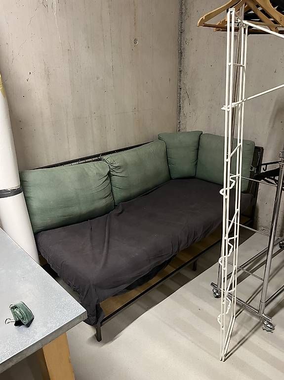 Ikea Divani: Ekebol IKEA Sofa – Usato da Zürich venduto da Vanja_Ivana