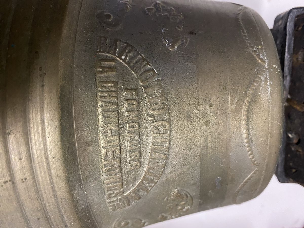 Campanacci mucche: 2 Kuhglocken ohne Grafur, 20 cm – Usato da Luzern venduto da Harikan 2